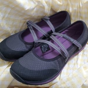 LL Bean Women's Purple Leather Mary Jane Sneakers Sports Flat Shoes Size 8.5 M